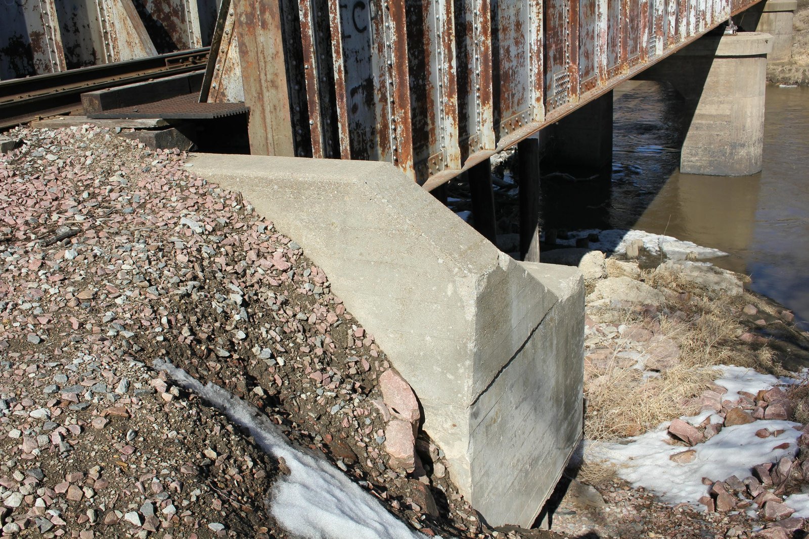 South abutment